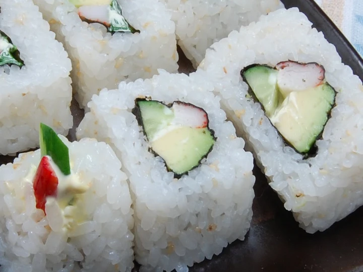 Easy Steps to Prepare|Recipe} Inside-Out Uramaki California Rolls the Delicious