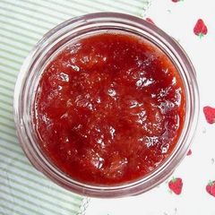 A picture of Crushed Strawberry Jam.