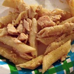 A picture of Matthews Chicken Penne Alfredo.