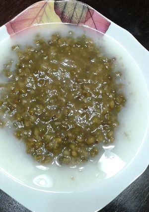 Foto resep Bubur Kacang Hijau kuah Santan Pisah