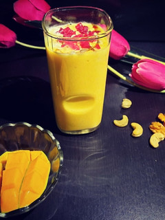 मैंगो क्रीम (Mango cream recipe in Hindi) रेसिपी मुख्य फोटो