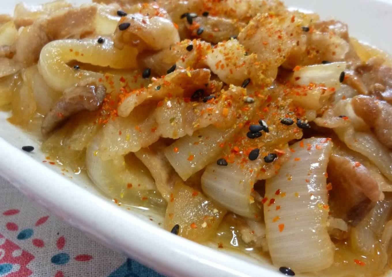 Soft Stir Fried and Simmered Sweet Onion and Pork