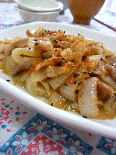 A picture of Soft Stir Fried and Simmered Sweet Onion and Pork.