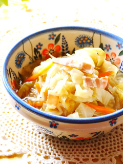 A picture of Simmered Kiriboshi Daikon and Cabbage.