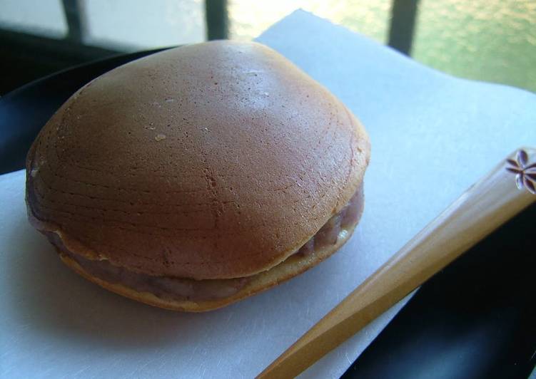 Dorayaki with Chestnut Filling