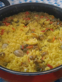 Una foto de Arroz con berberechos