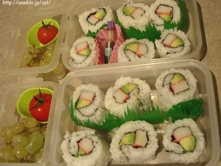 Easy Ways Prepare|Recipe} How to Roll an Inside-Out Sushi Roll (California Rolls) Anti-Fail