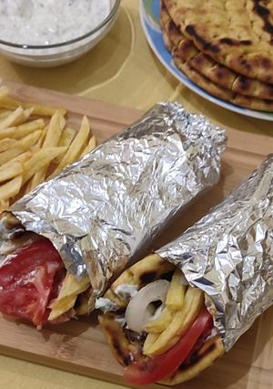 Φωτογραφία της συνταγής Σπιτικά σουβλάκια (τυλιχτά)