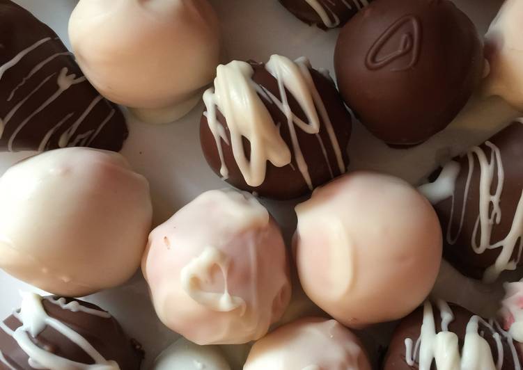 Recipe: Yummy Cake Pops