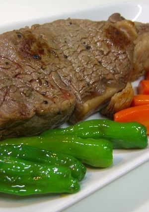 A picture of Tender Beef Steak Cooked in a Rice Cooker.