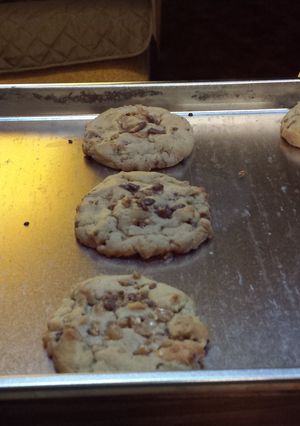A picture of Heath Bits Peanut Butter Cookies.