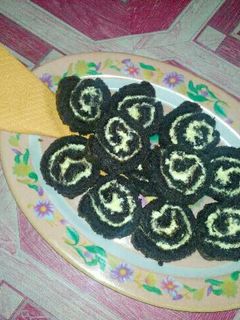 Foto resep Bolu gulung ketan item