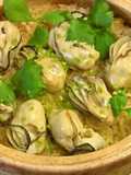 Oyster Rice in a Clay Pot