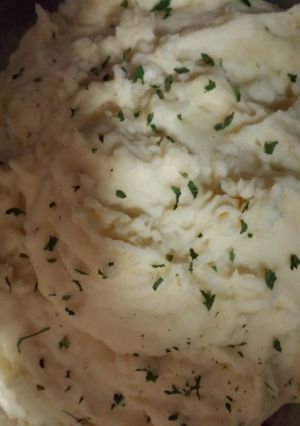A picture of Parmasen Garlic Mashed Potatoes.