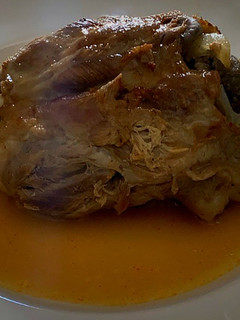 Una foto de Codillo al horno con el jugo de su cocción