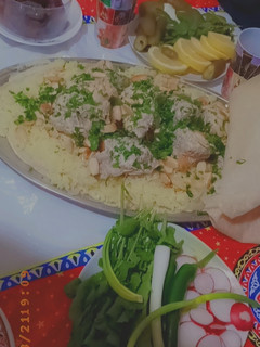 صورة لوصفة منسف أردني على طريقه الكركية