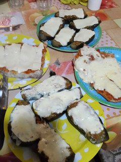 Una foto de Berenjenas rellenas-fácil y rico-