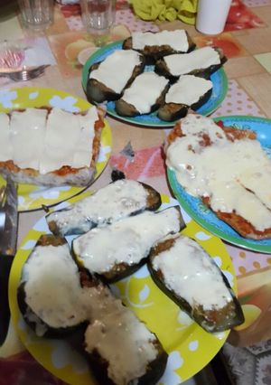 Una foto de Berenjenas rellenas-fácil y rico-