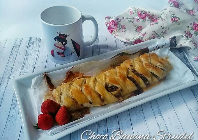 Resep 25. Choco Banana Strudel #pekanInspirasi yang Enak Banget