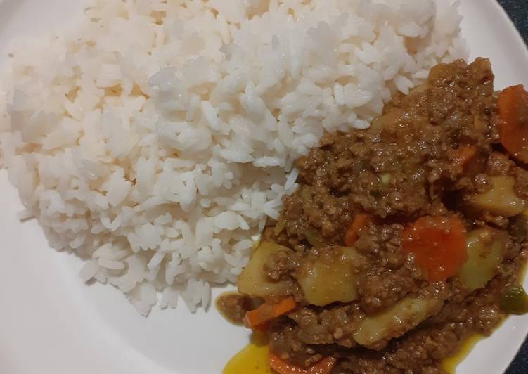 Steps to Make Award-winning Minced meat with potatoes&amp;Carrots