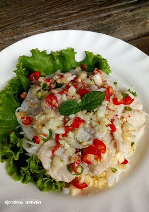 รูปของ ยำขนมจีนไก่มะนาว