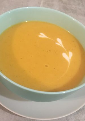 صورة لوصفة حساء بكريمة الطبخ