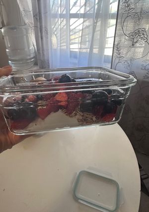 Una foto de Bowl de Yogurt con Avena y Frutos Rojos