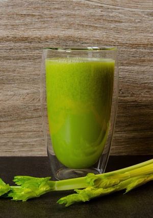 Hình của món Nước ép Thơm + Cần Tây + Dưa leo.