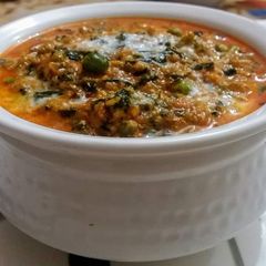 A picture of Methi Matar Malai.