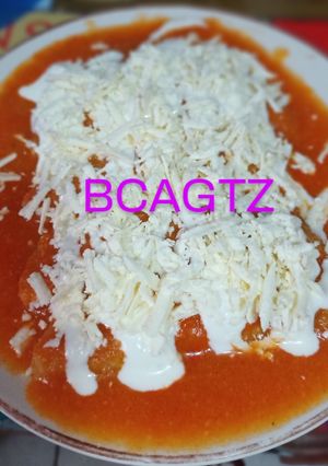 Una foto de Enjitomatadas de pollo