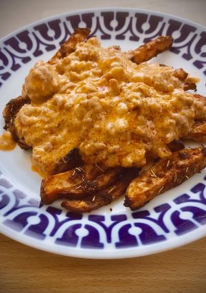 Una foto de Stroganoff de ternera con patatas especiadas al horno