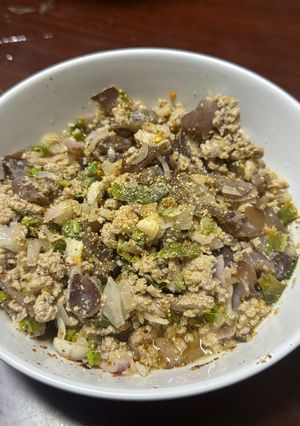 รูปของ ลาบหมูเห็ดหูหนู