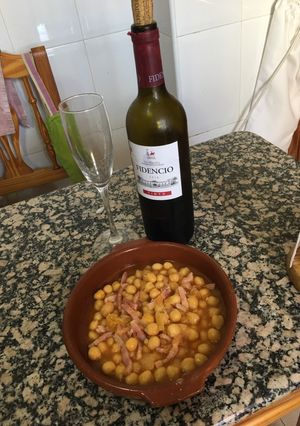 Una foto de Garbanzos de bote facilísimos😊