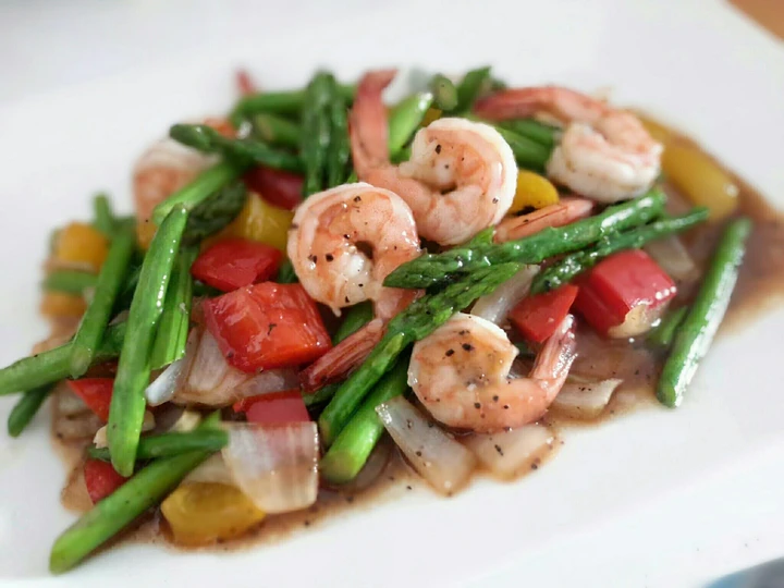 Easy Steps to Make Recipes Kanya&amp;#39;s Shrimps with Asparagus the Awesome  Can Pamper Your Tongue.