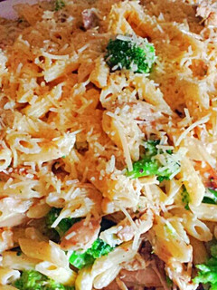 A picture of Ray's' Asiago Penne Chicken Pasta.