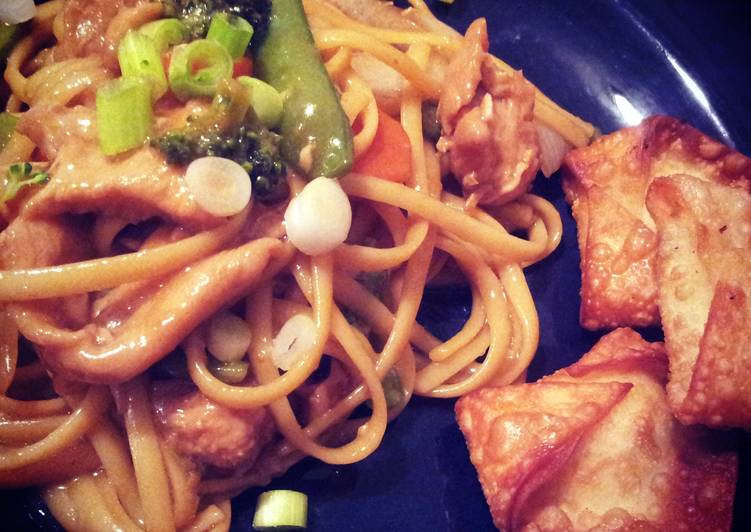 Steps to Make Perfect My Chicken and Vegetable Lo Mein