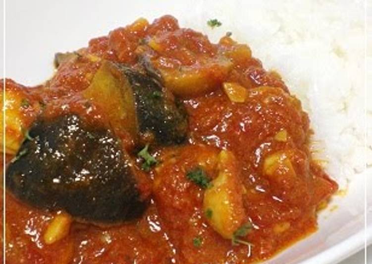 Recipe of Favorite Eggplant &amp; Chicken Tomato Curry