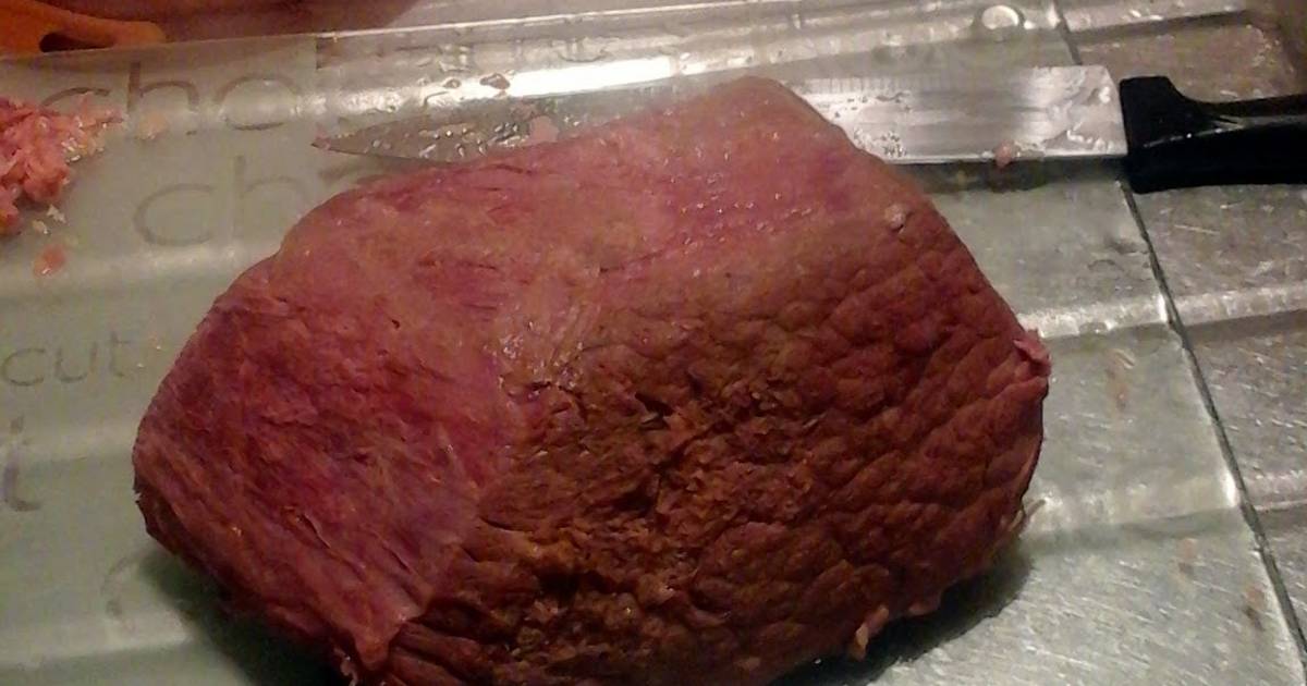 Slow cooked corned beef with creamy mash Recipe by melissablazeludwig