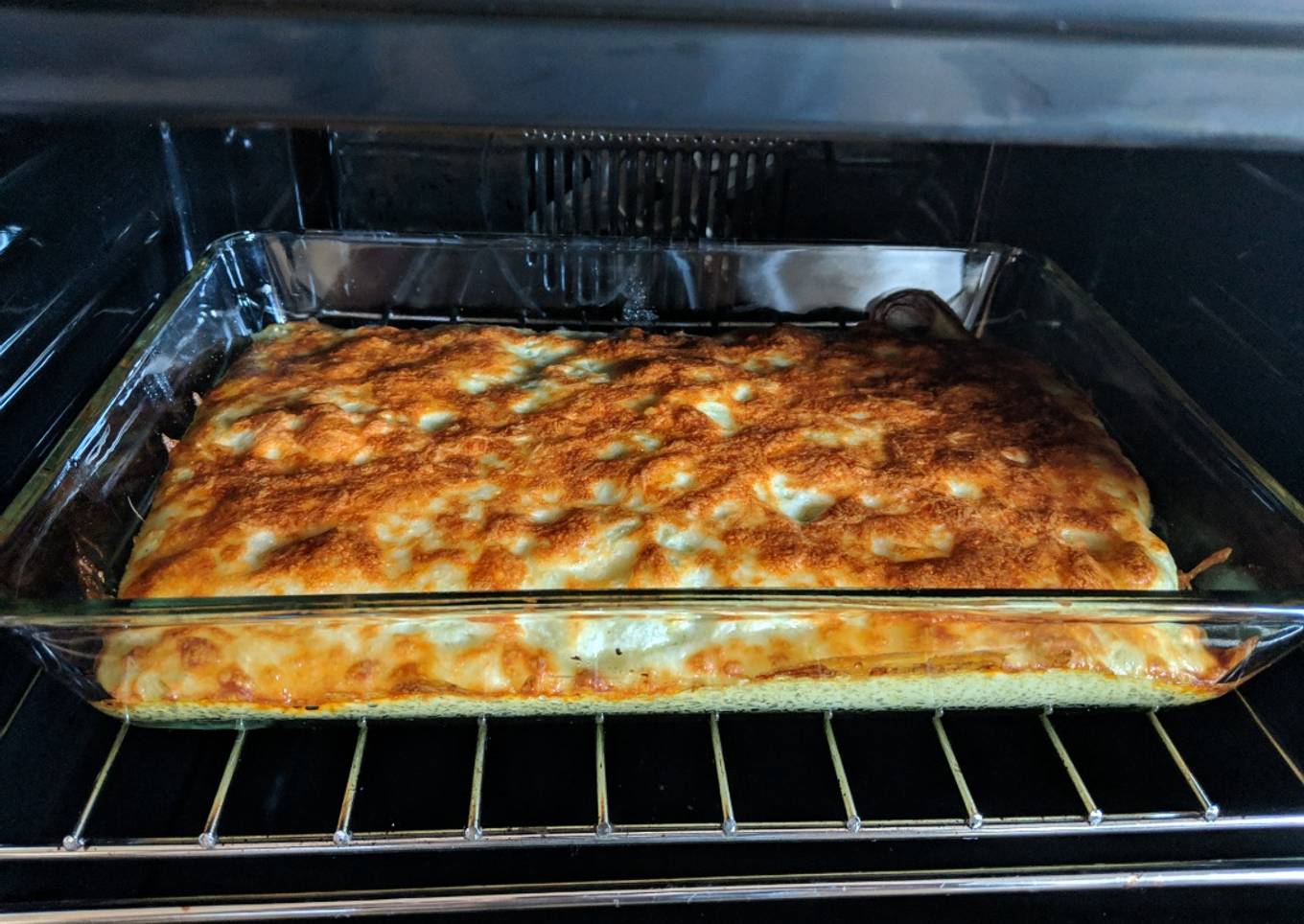 Lasaña de calabacín, champiñones y bacon con queso de cabra