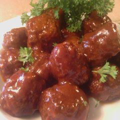 A picture of sunshine's meatball n beer sauce.