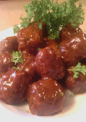 A picture of sunshine's meatball n beer sauce.