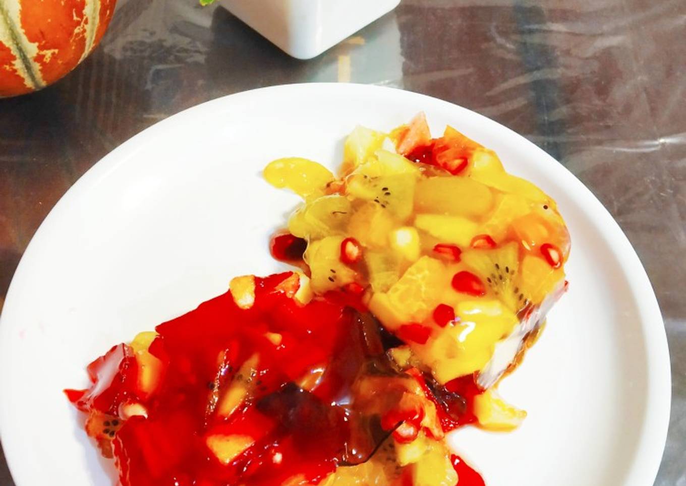 Fresh Fruits Jelly Cake