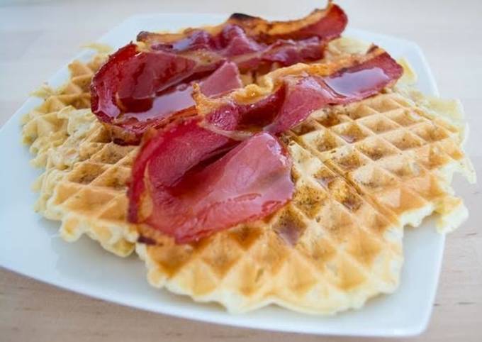 'Twisted' waffles with bacon