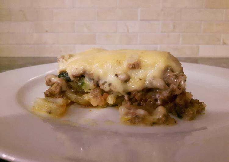 Easiest Way to Make Creamy Beef and Potato Bake Flavorful