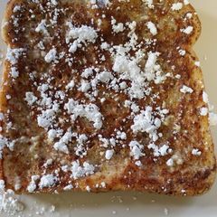 A picture of Cinnamon French Toast.