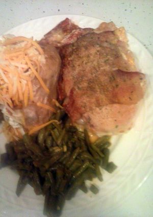 A picture of Brad'S pepperoni stuffed chicken breast.