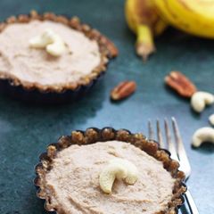 A picture of Raw Vegan Nuts & Fruit Tart.