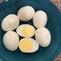 A picture of Perfect Hard Boiled Eggs.