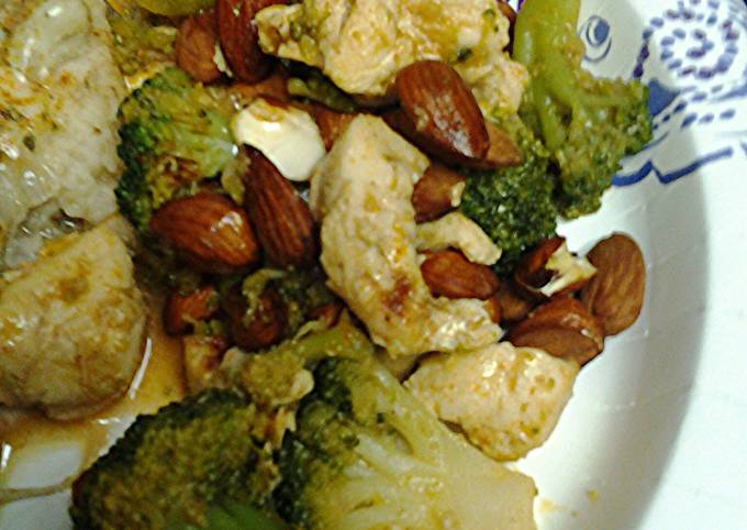 Steps to Make Favorite Almond broccoli chicken