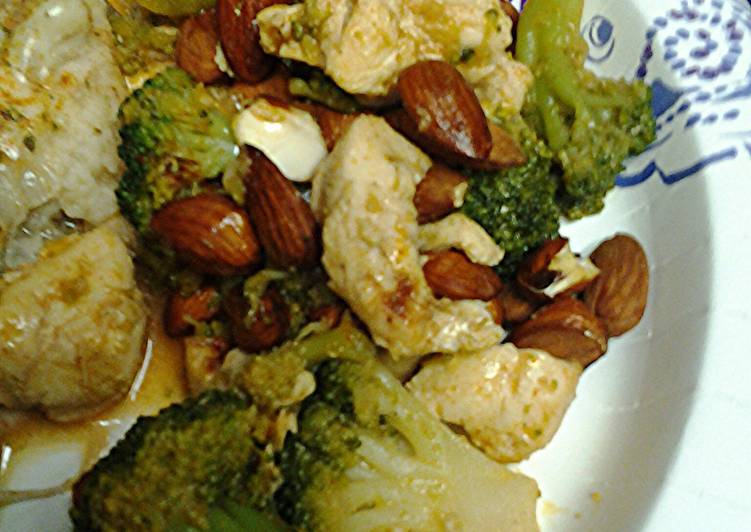 Recipe of Quick Almond broccoli chicken